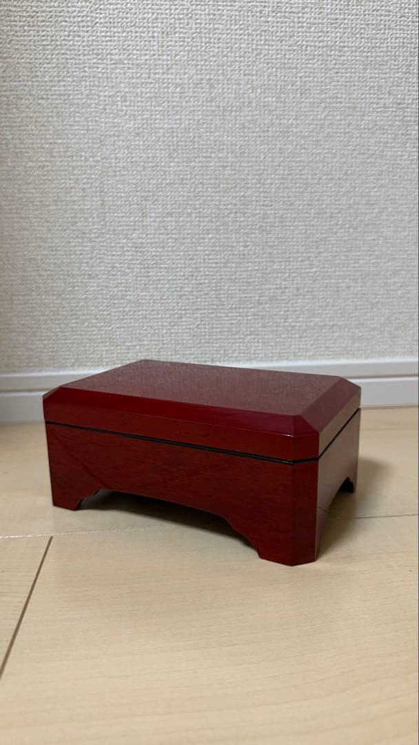 【FLKA様】　【4個セット】赤い漆器 重箱 蓋付き（鰻の長焼用）新品•未使用
