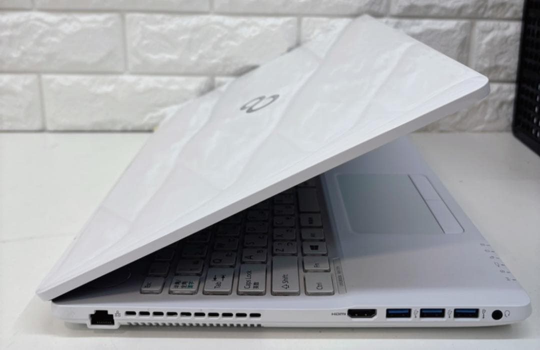 551美品✨お買い得商品！！富士通ノート　Corei7 SSD480GB