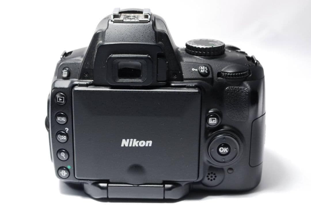 ♥初心者安心♥Nikon D5000♥AF-S標準＋望遠Wレンズ 手ブレ補正