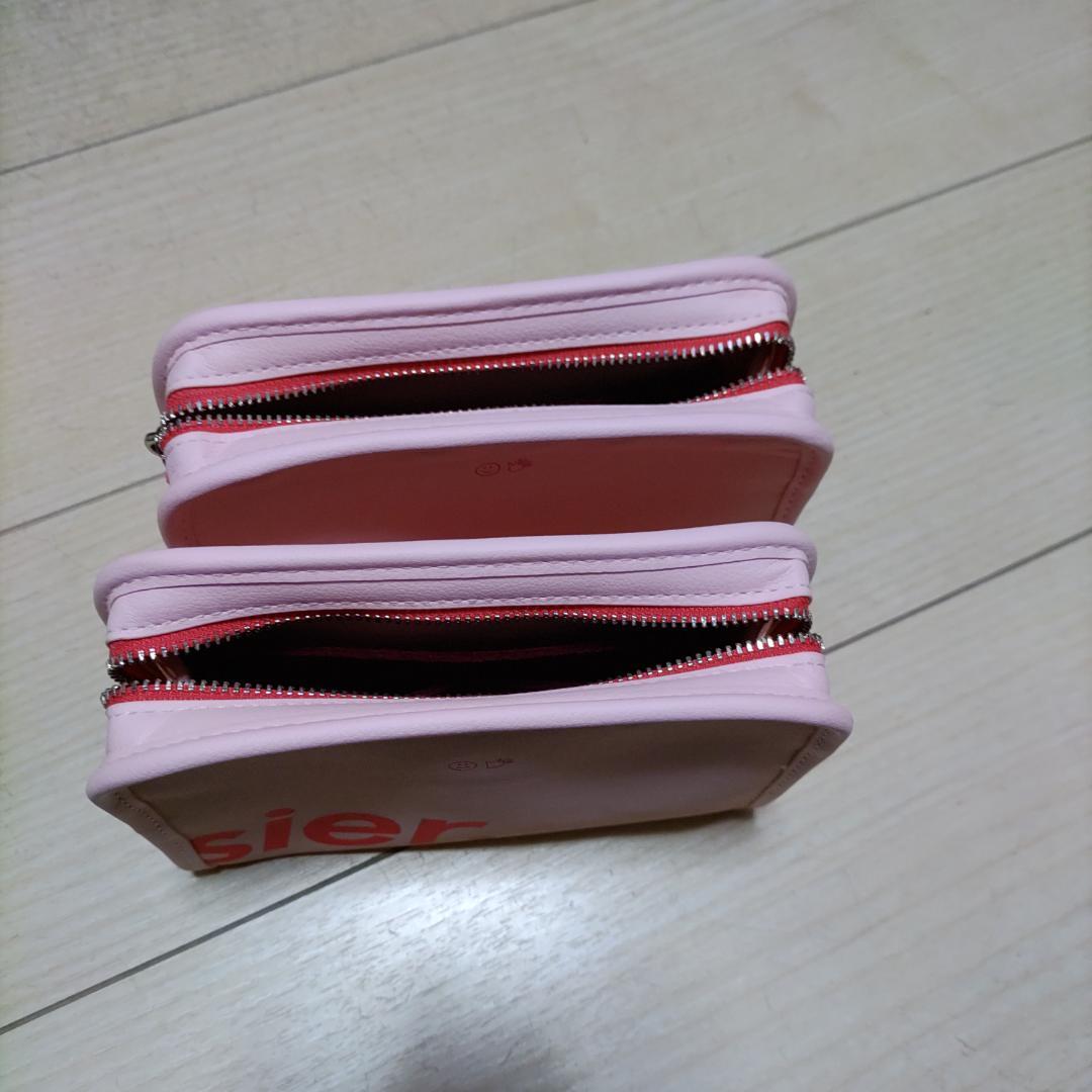 2個セット　Glossier グロッシアー　ミニバッグ　ポーチ