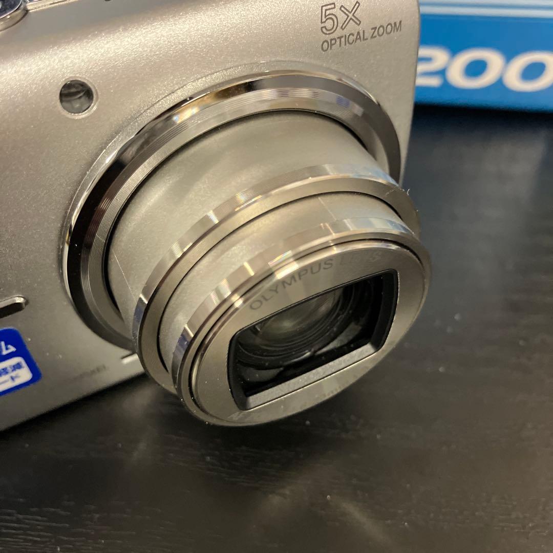 OLYMPUS FE-200 コンパクトデジタルカメラ　美品