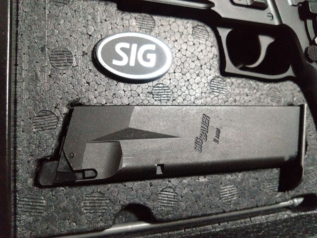 極美品 東京マルイ SIG SAUER P226 E2