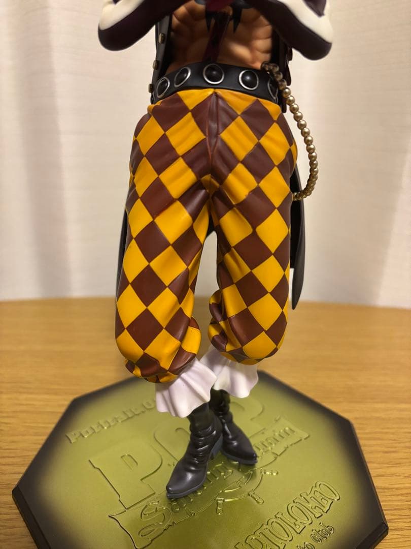 POP ワンピースLIMITED EDITIONバルトロメオ フィギュア