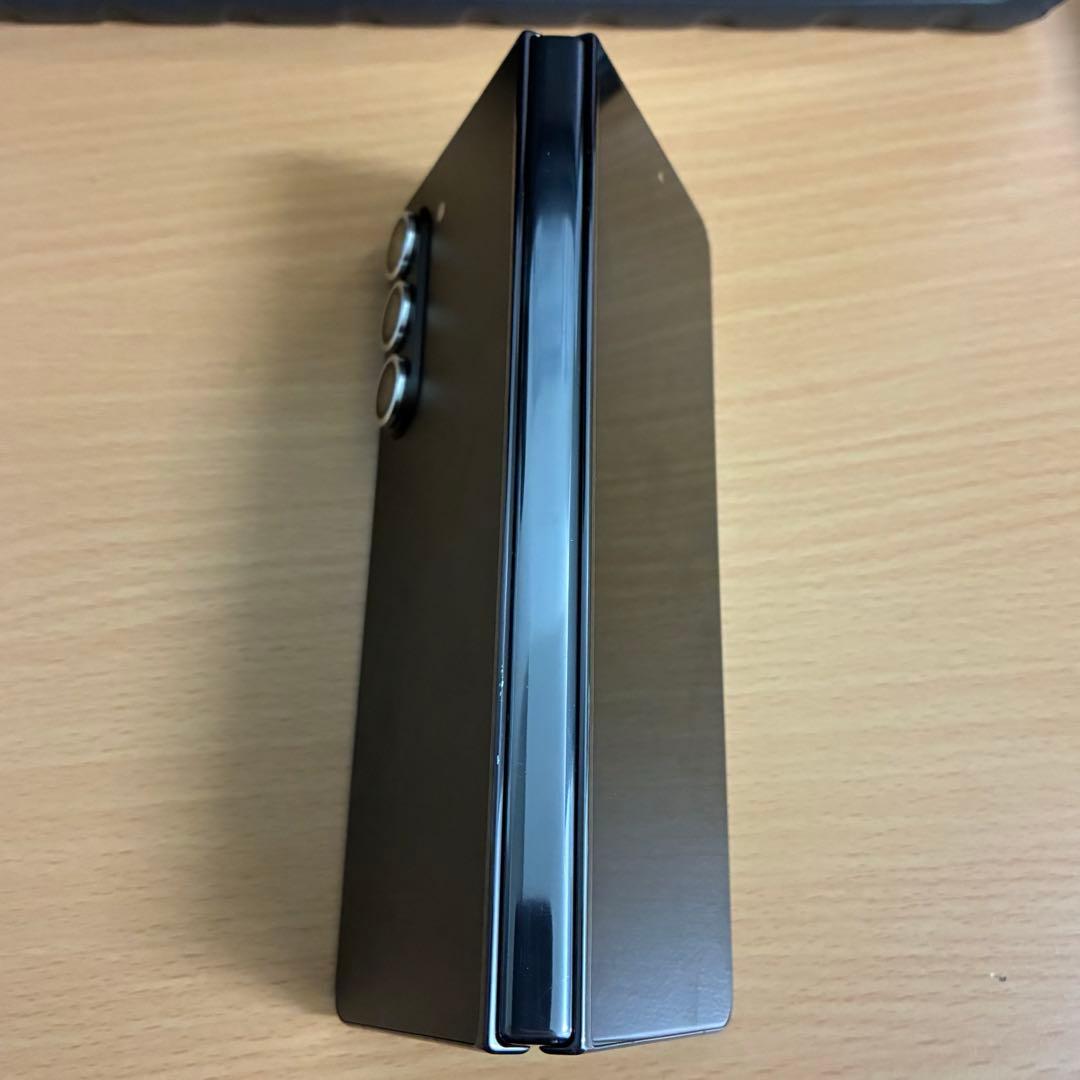 Galaxy z fold5 本体 SIMフリー