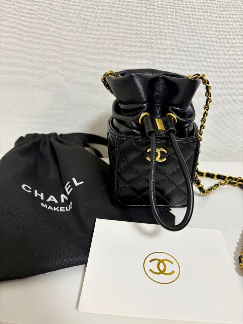 CHANEL ミニマトラッセ　ショルダーバッグ