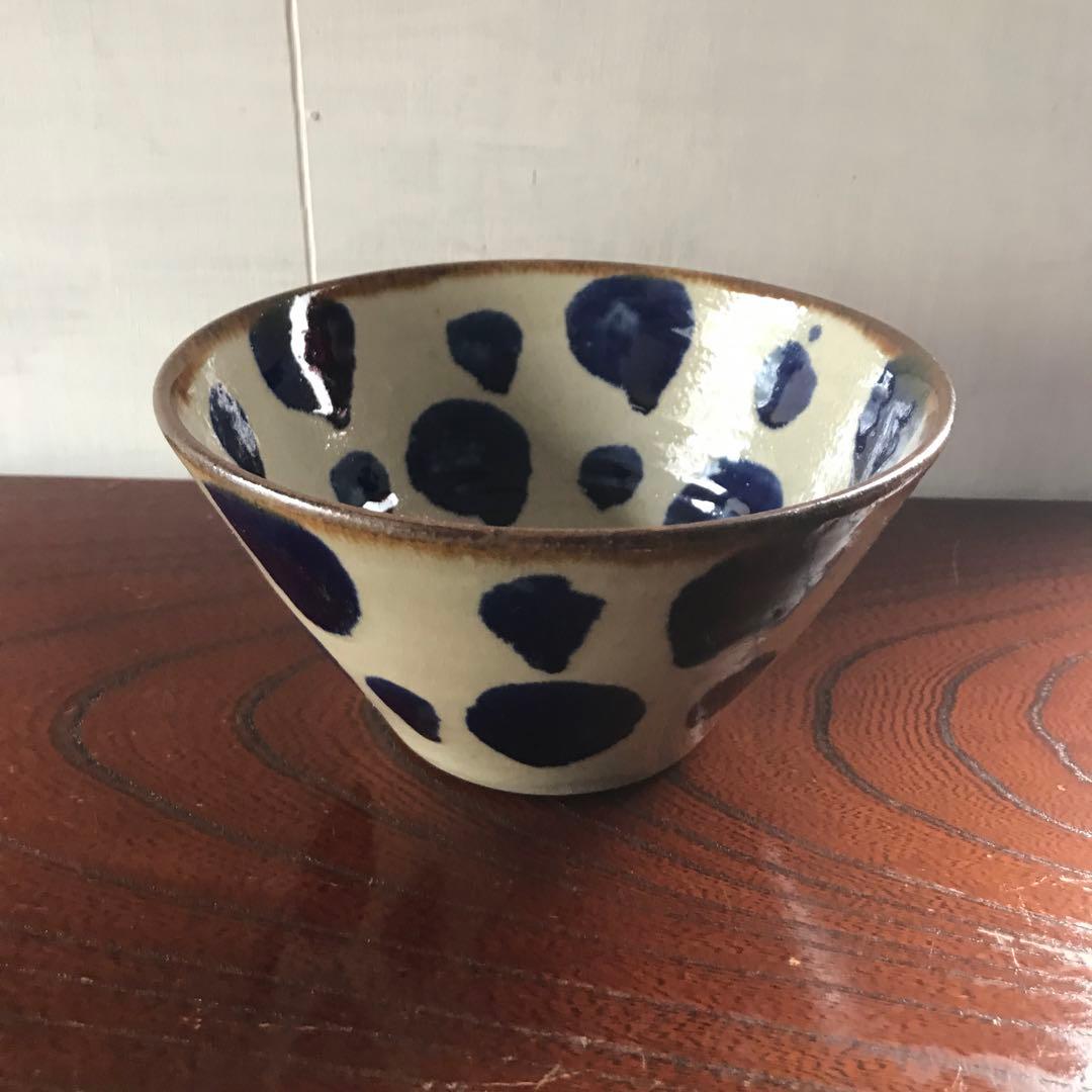 やちむん　クリーム色のドットボウル