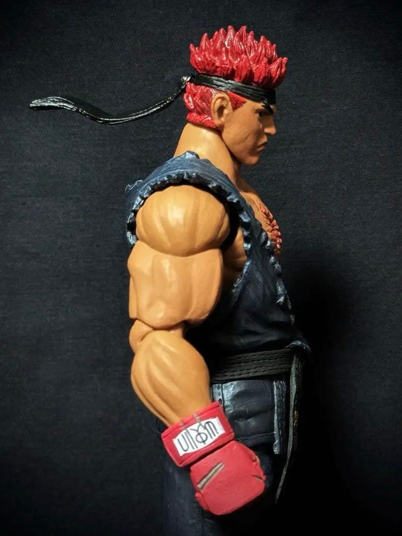 ウルトラストリートファイターIV アクションフィギュア殺意の波動に目覚めたリュウ