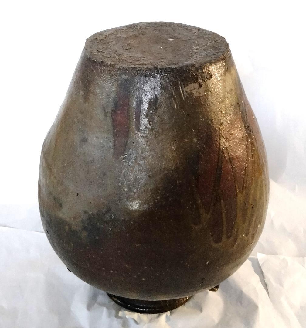 壺 三耳 モスグリーンと黒の釉薬雨垂れ 骨董 Ag-235