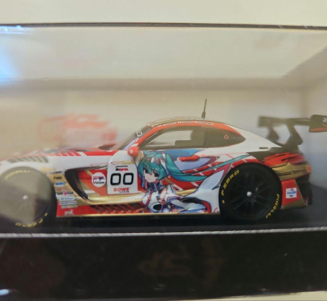 1/64 グッドスマイル 初音ミク AMG 2025 Mercedes Benz