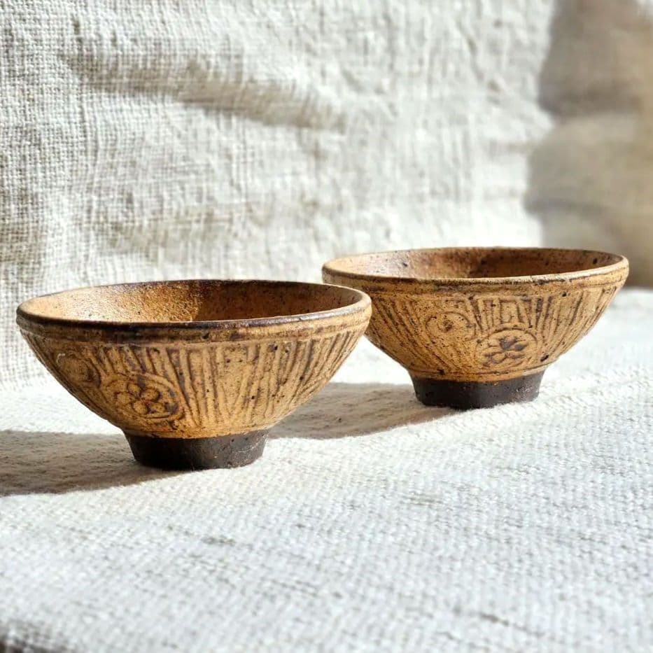 【2点ペア】小ぶり飯椀 浮き彫り 越前焼 実生窯 新藤聡子 新品 送料無料