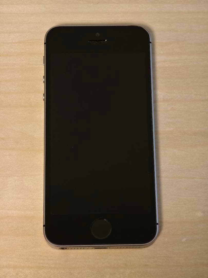 iPhone SE 第1世代 スペースグレイ