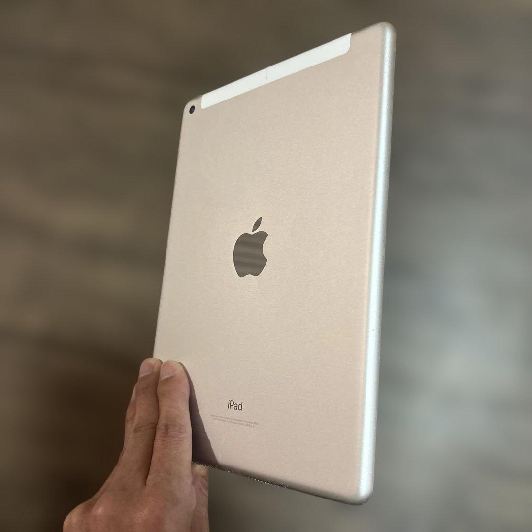 iPad 第5世代 32GB SIMロック解除済