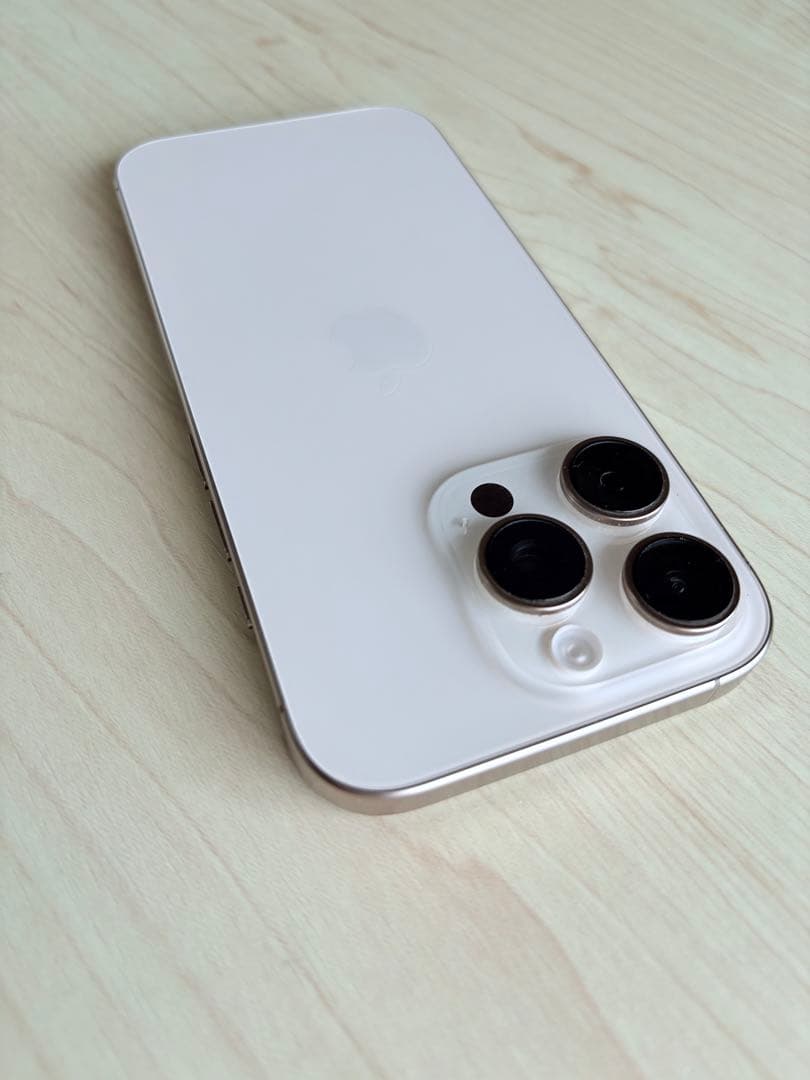 【美品】iPhone16 pro 128GB