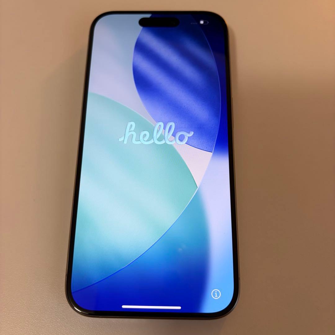 美品 iPhone 15 Pro 128G SIMフリー