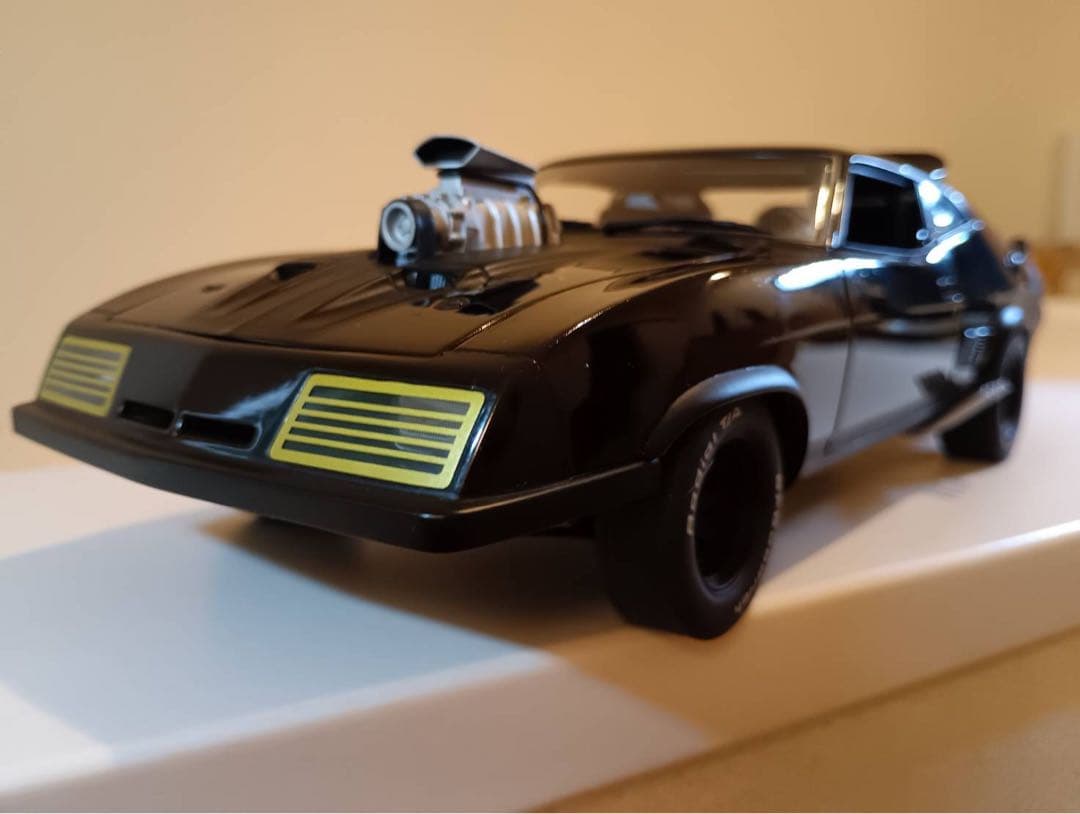 AUTO art. 1:18 マッドマックス2 インターセプター