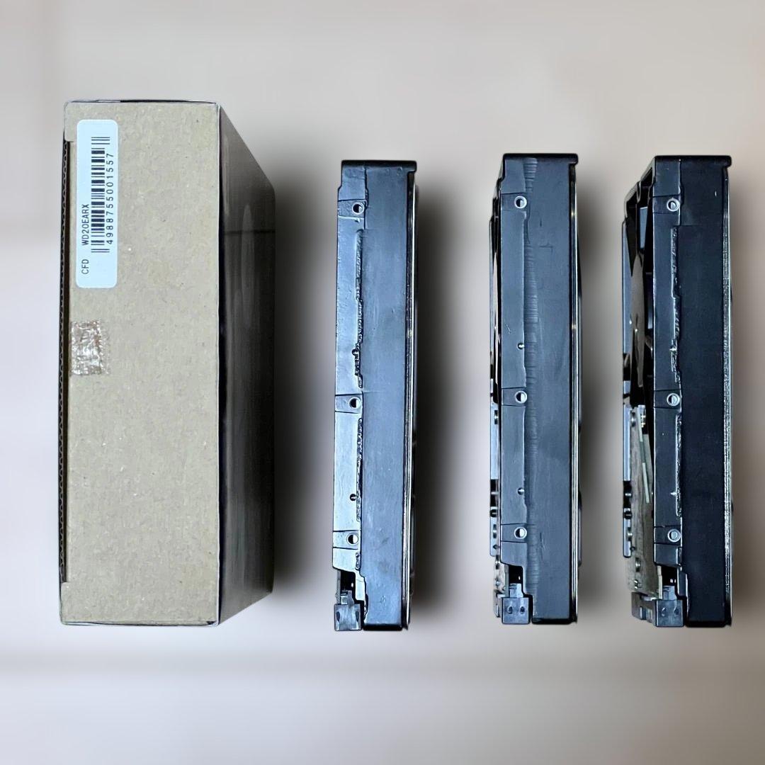 【中古3＋新品1・初期化済み】3.5インチHDD2TBｘ4台（WD20EARS）