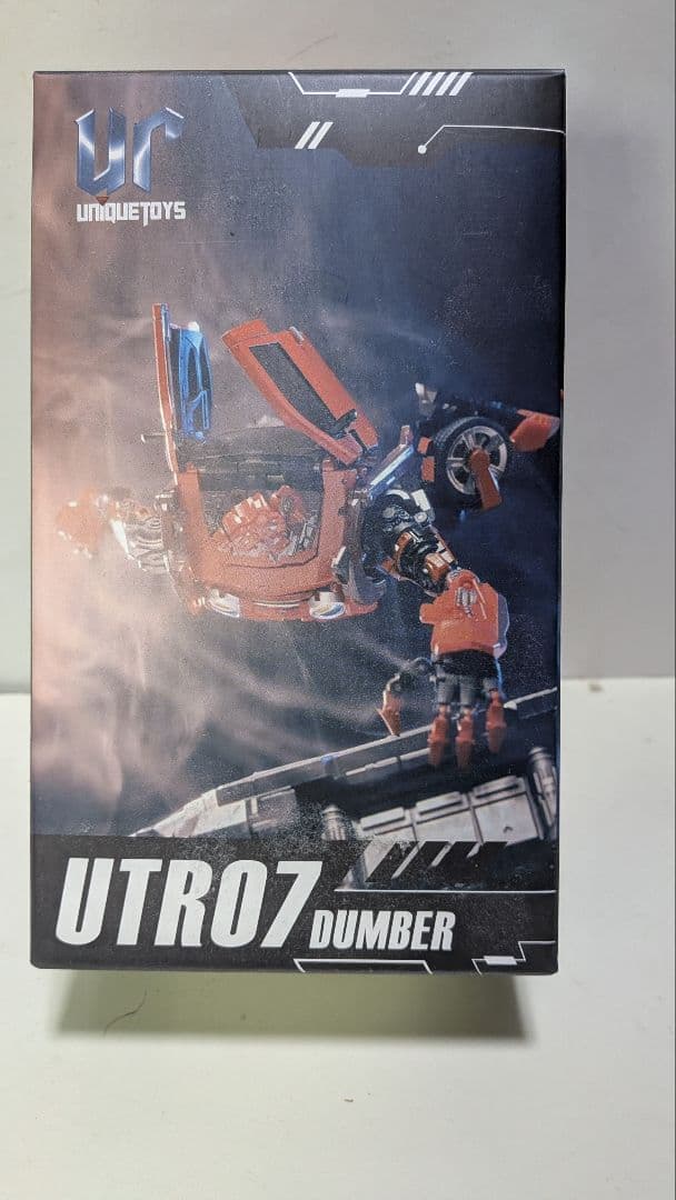 UNIQUE TOYS DUMBER トランスフォーマー マッドフラップ似