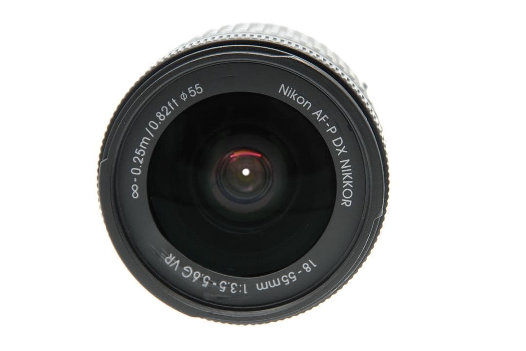ショット数8466枚 Nikon D5600 レンズキット 美品 Wi-Fi付き