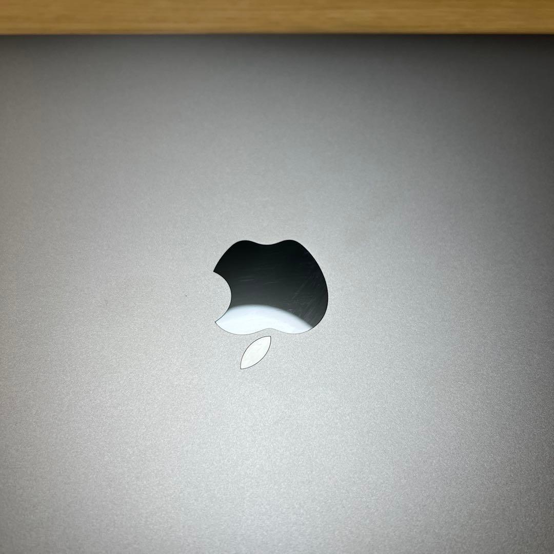 超美品Apple Macbook Pro (13.3-inch,2018)