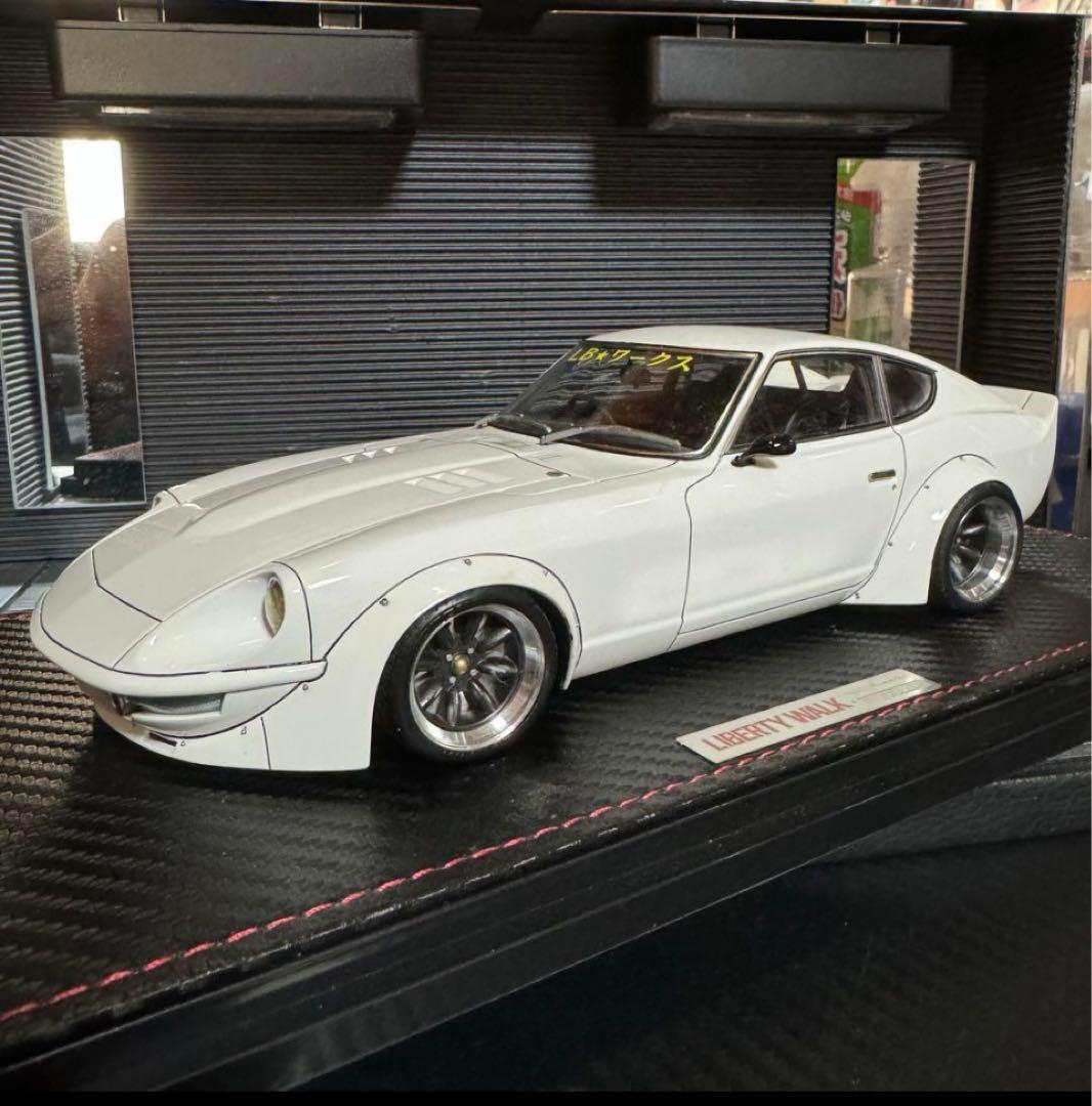 イグニッションモデル1/18LB−WORKSフェアレディZ (S30)カスタム品