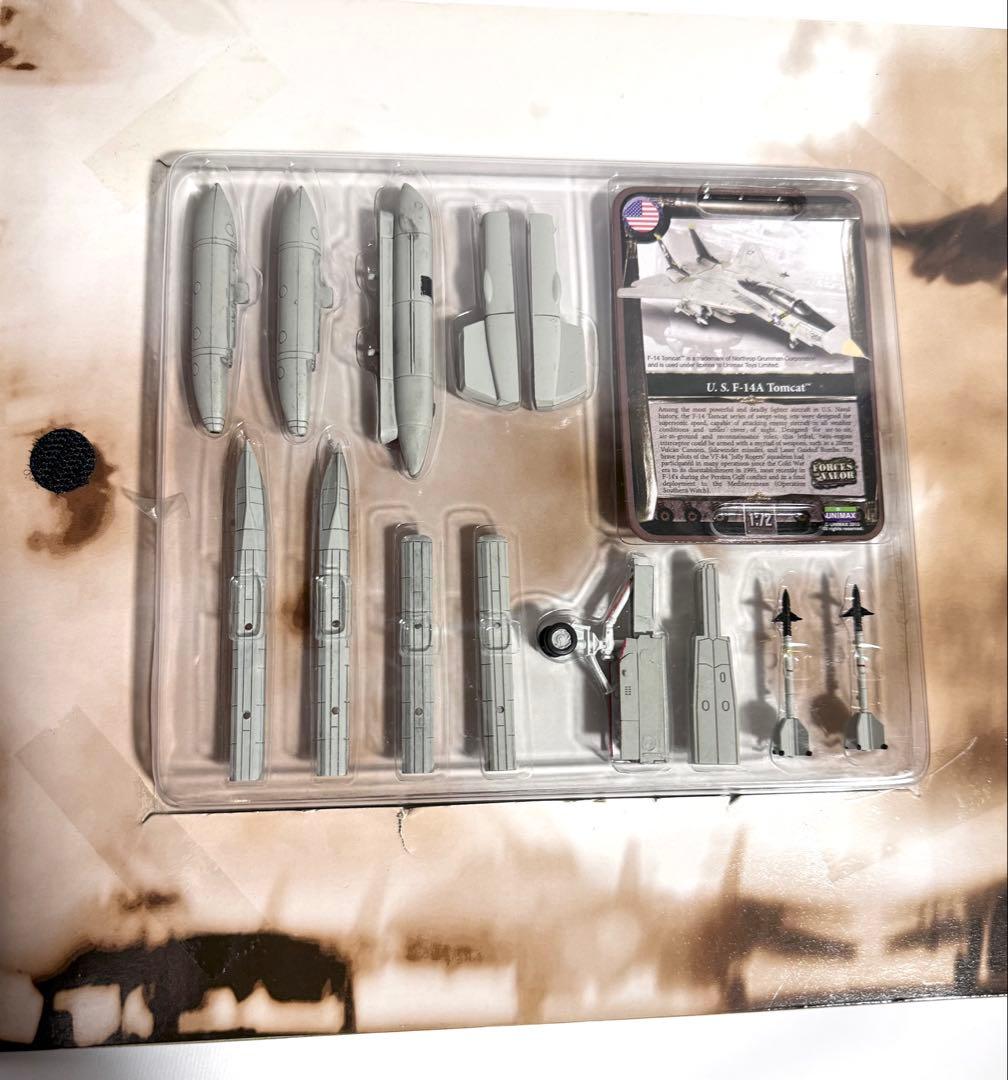 UNIMAX 1/72 F-14A Tomcat VF-84 ジョリーロジャース