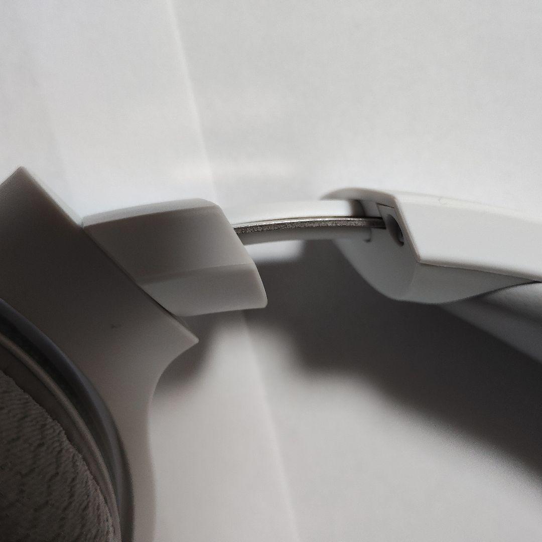 ヘッドホン Razer Barracuda X Mercury White