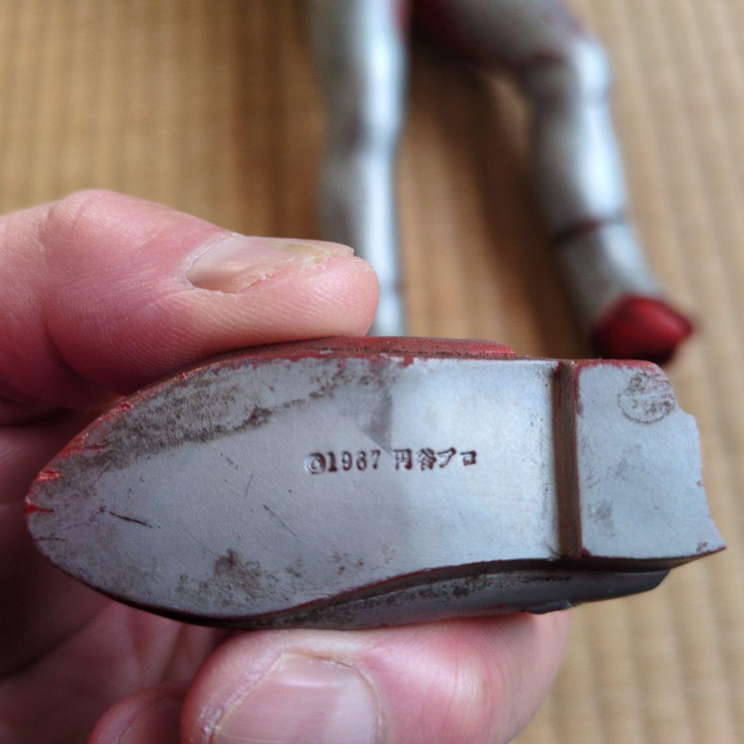 激レア　ウルトラマンセブン　ソフビ シルバー 赤