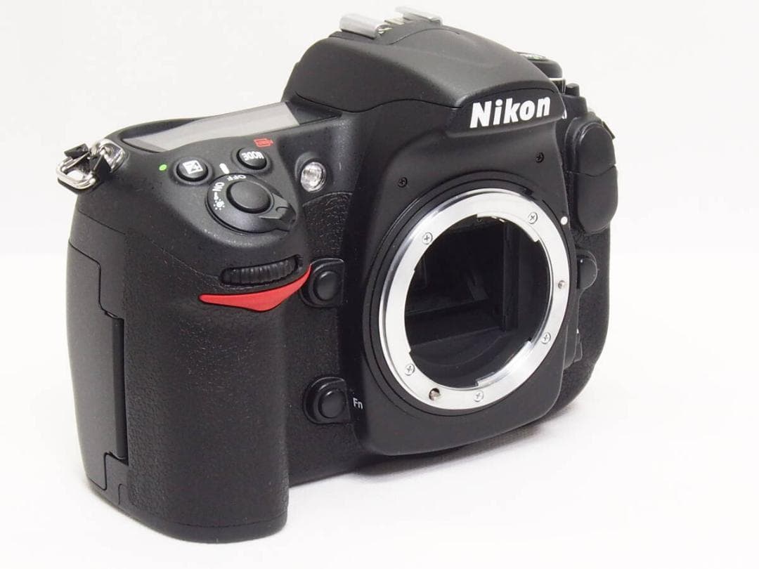 ■S数1152回■ Nikon D300 ボディ 《 使用感無し美品 良好