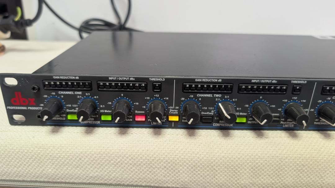 その他 DBX 1046