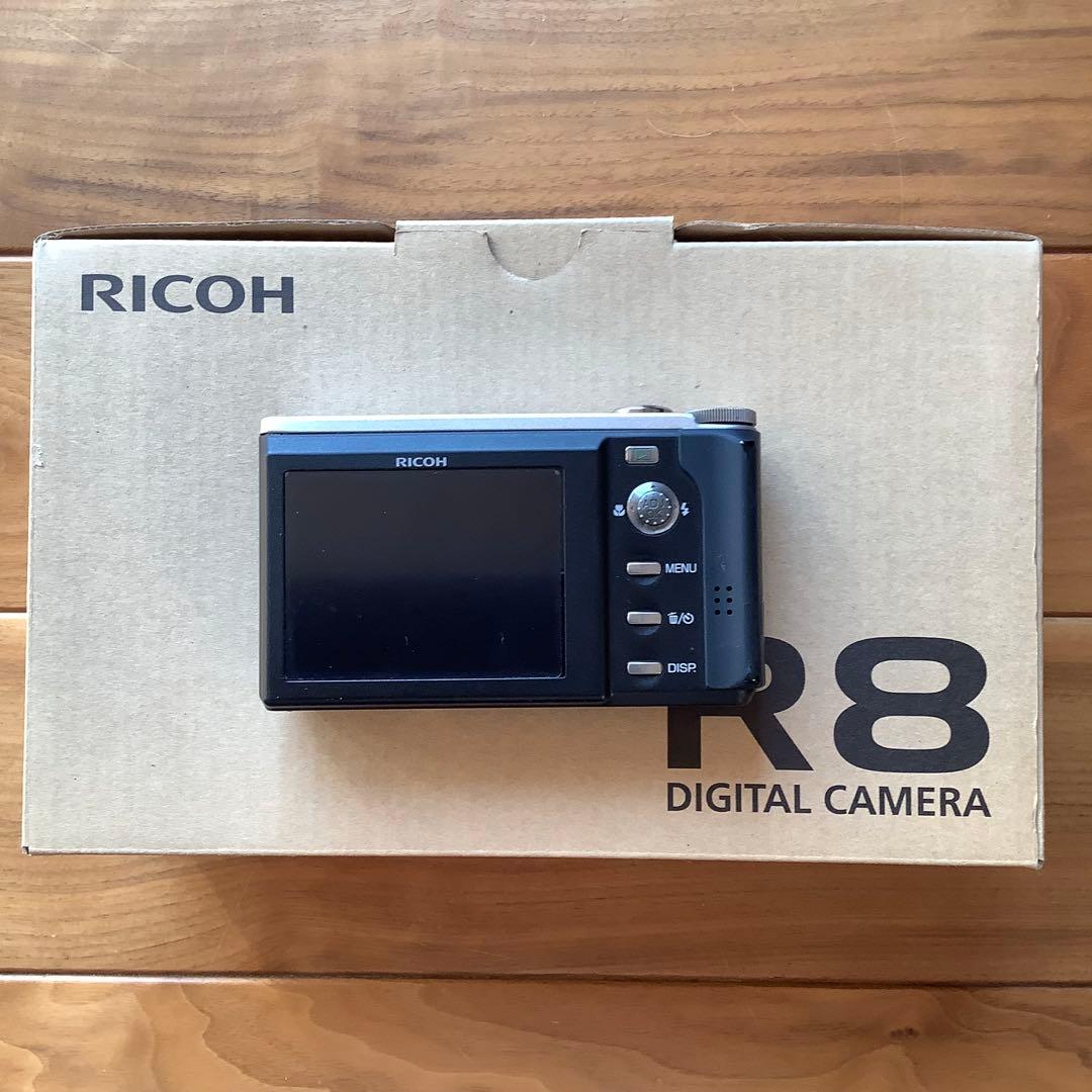 RICOH リコー R8 デジタルカメラ