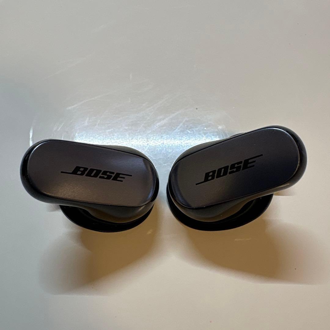 Bose Quitcomfort Ultra Earbuds 第一世代