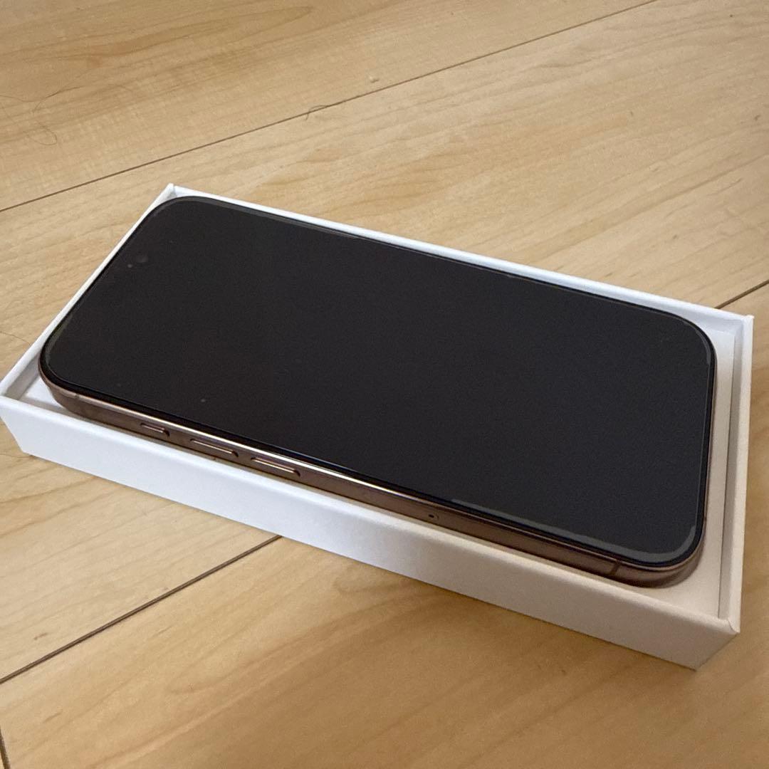 極美品iPhone16PRO Apple 128GB SIMフリー　フィルム付き