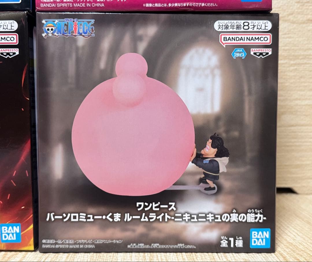 ☆新品未開封☆ ワンピース　ルームライト4種まとめ売り