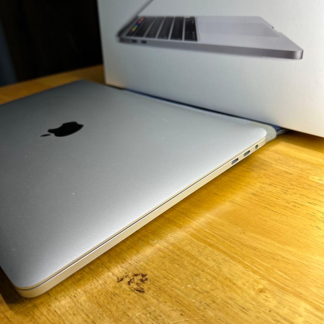 【故障品】MacBook Pro 13 2020 i7