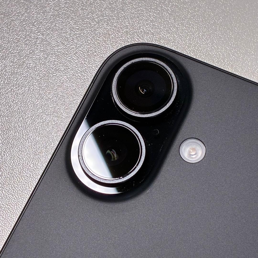 iPhone 16 ブラック 128GB SIMフリー