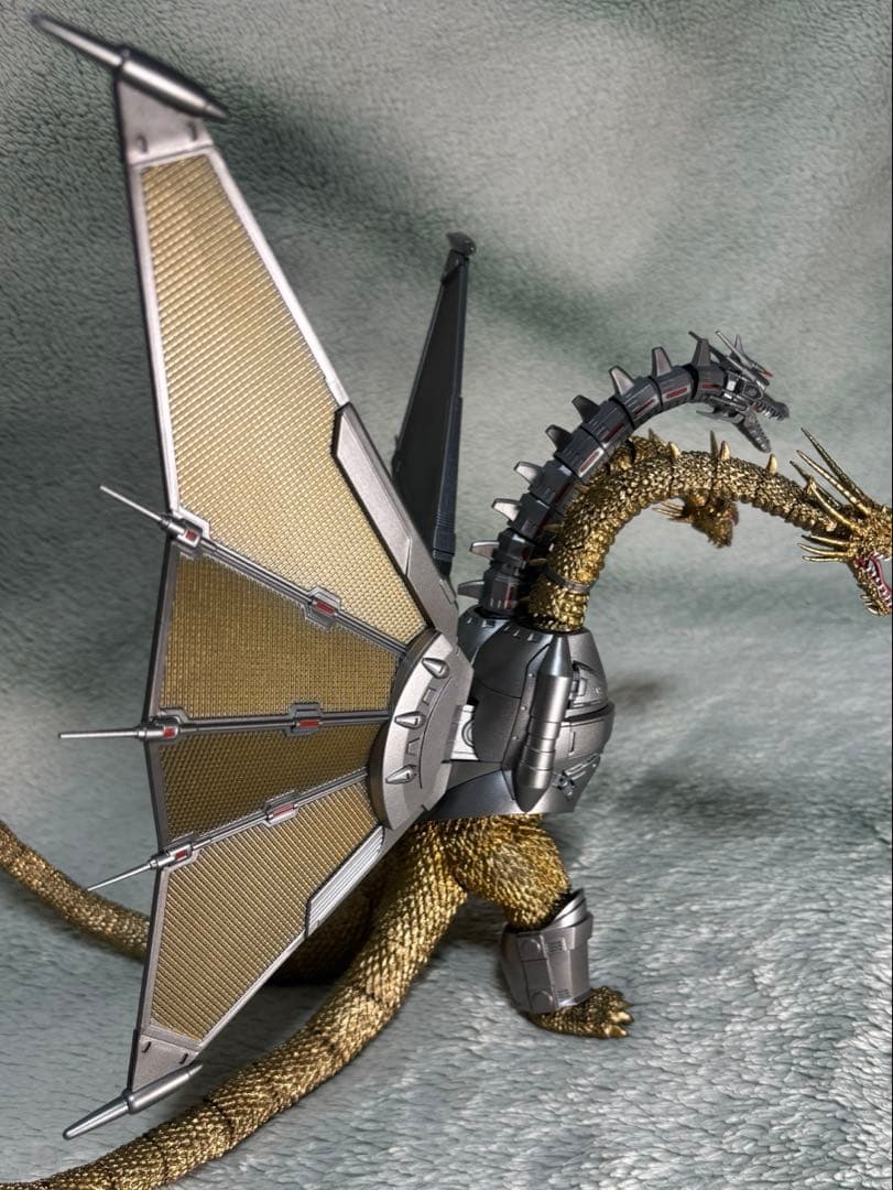【美品】 S.H.モンスターアーツ メカキングギドラ 新宿決戦