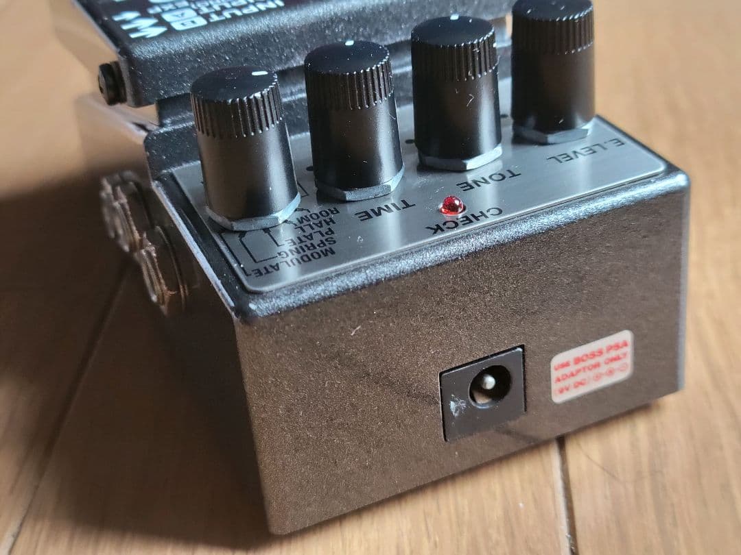 BOSS RV-6 リバーブ　エフェクター