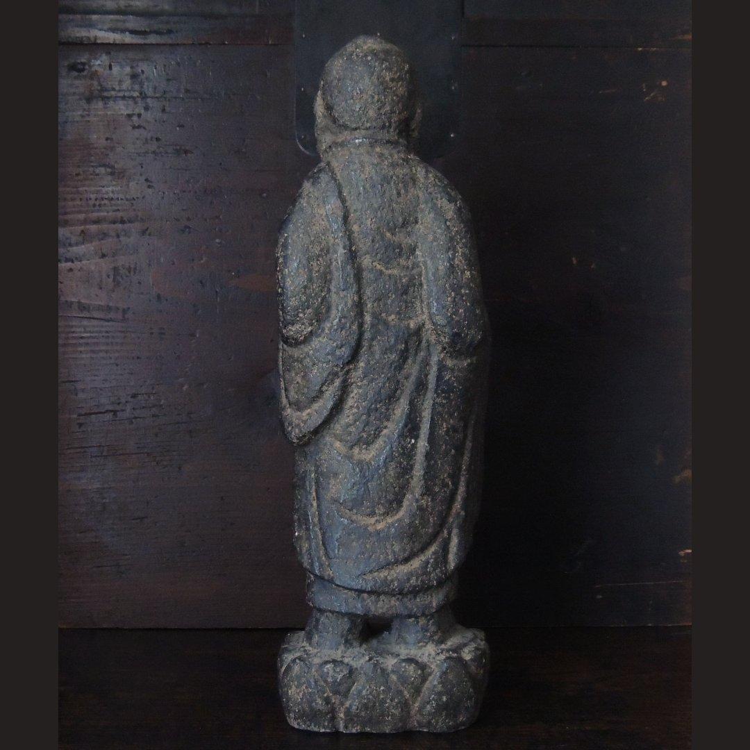 とても優しい顔　時代石彫　地蔵菩薩　酒地蔵　酒呑地蔵　酒の守護神