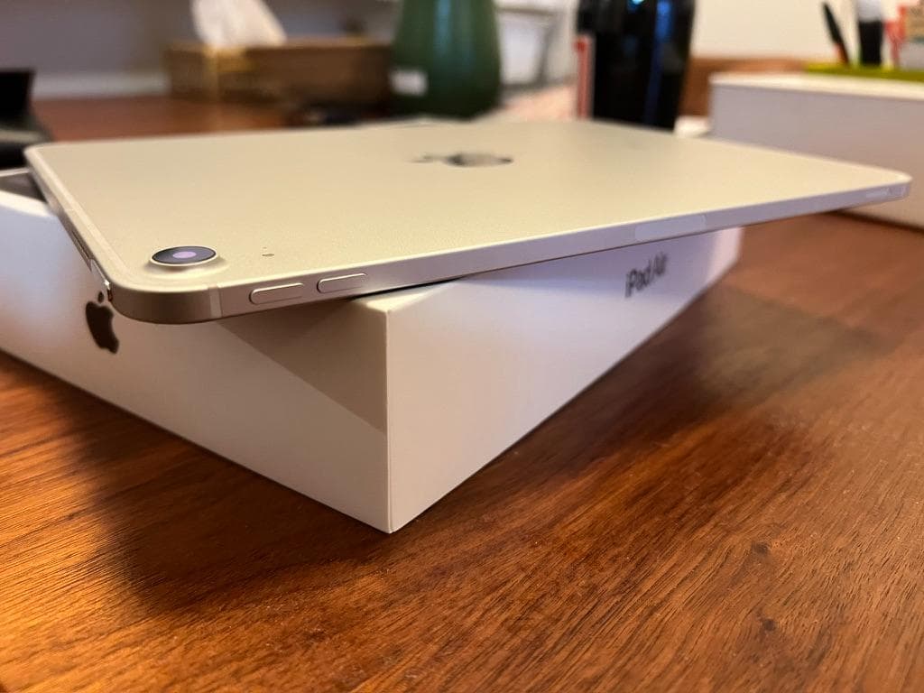 Apple iPad Air 第４世代　セルラー版　64GB