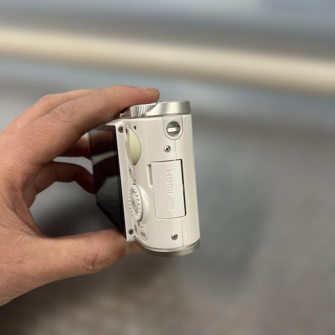 さ*様 美品　CASIO EXILIM EX-ZR4000 現状品動作未確認