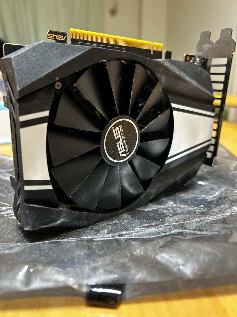 グラフィックボード・グラボ・ビデオカード ASUS GTX 1660 SUPER OC 6GB