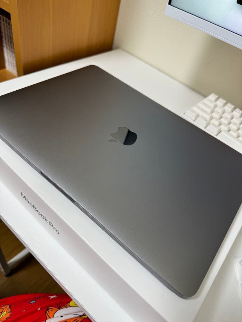 MacBook本体 Apple MacBook Pro 13-inch M1 8GB 256GB