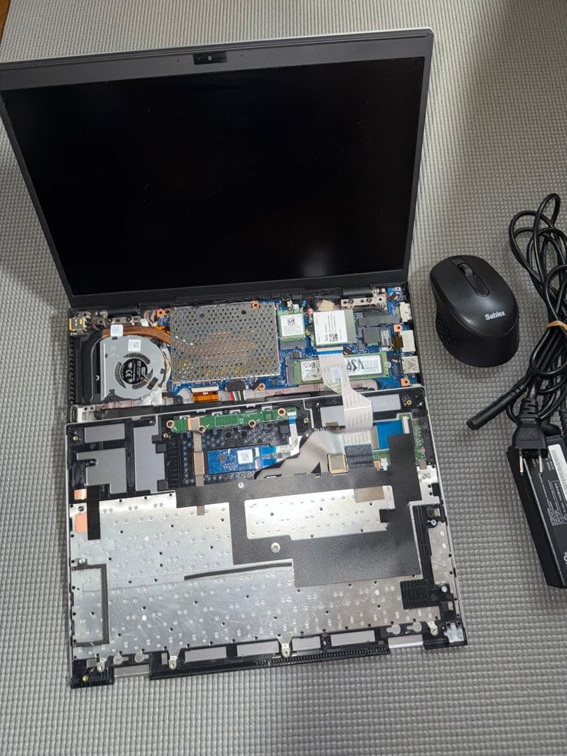 VAIO VJPJ11C12N シルバー メモリ8G/12.5インチ(中古です)