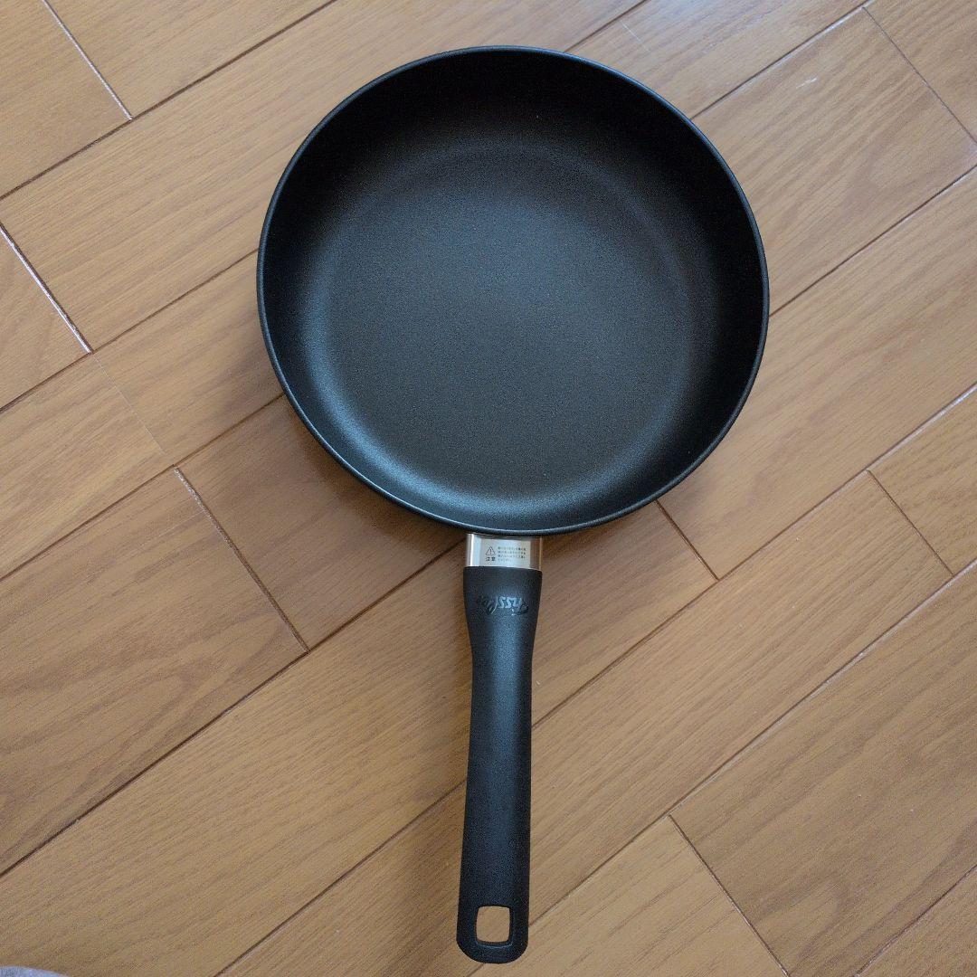 《新品・未使用》Fissler フライパン 26cm ガラス蓋付き【IH非対応】